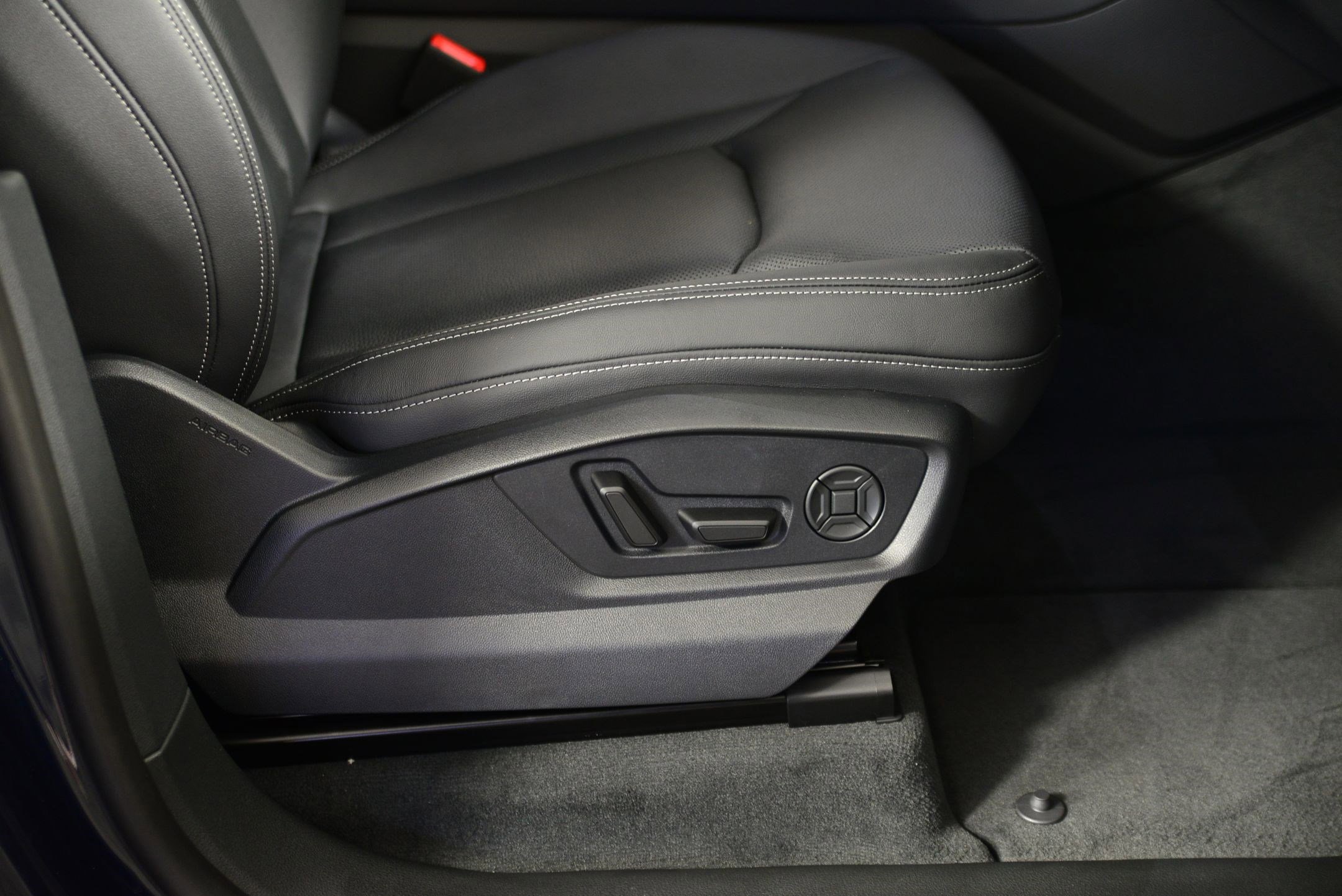 New 2026 Audi Q8 Premium Plus image 10