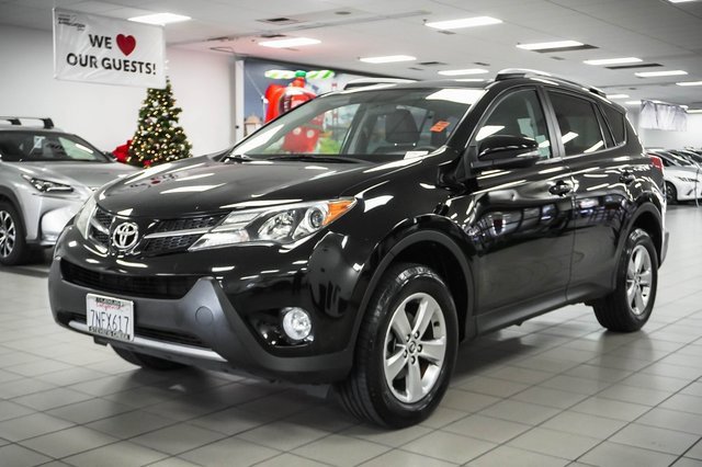Used 2015 Toyota RAV4 XLE image 3