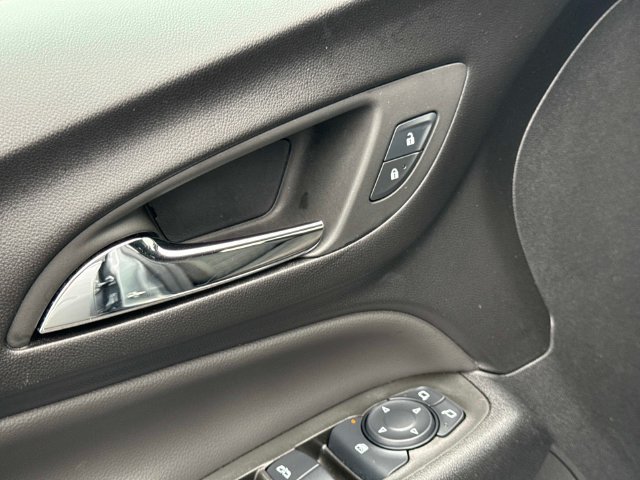 Used 2024 Chevrolet Equinox LT FWD image 18