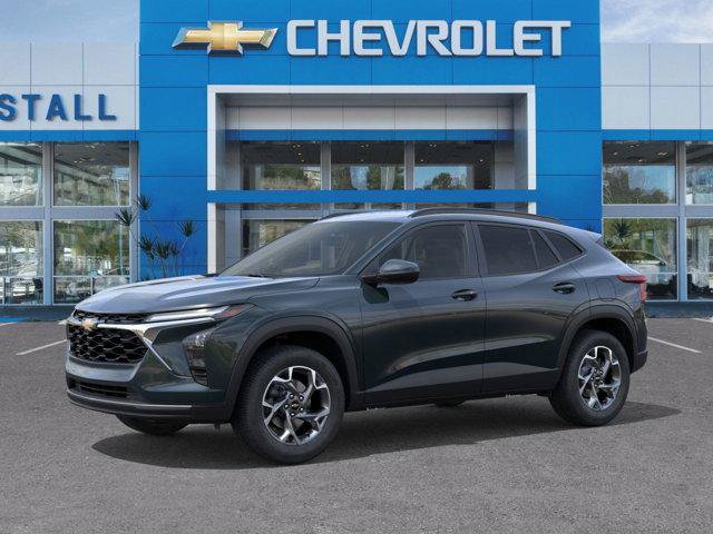 Used 2026 Chevrolet Trax LT w/ Driver Confidence Package FWD image 2