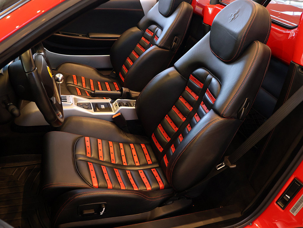 Used 2004 Ferrari 360 Spider RWD image 5