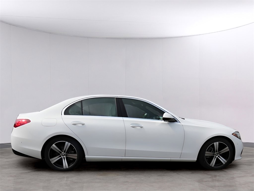 Used 2025 Mercedes-Benz C 300 4MATIC Sedan image 14
