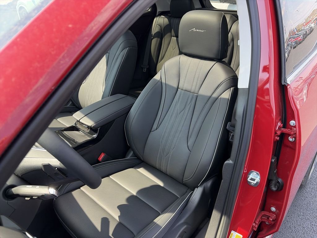New 2026 Buick Envision Avenir image 17