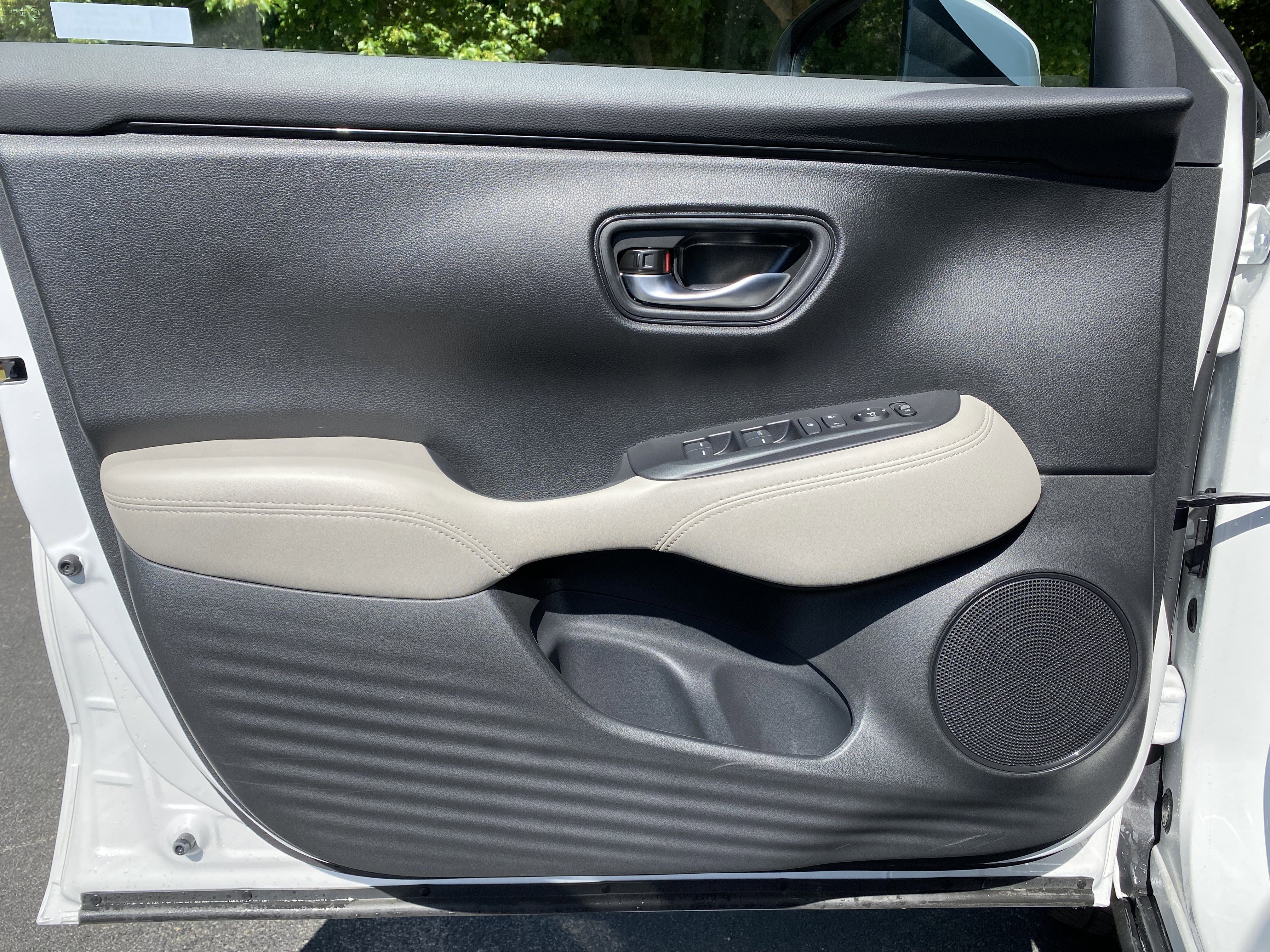 Used 2026 Honda HR-V LX image 15