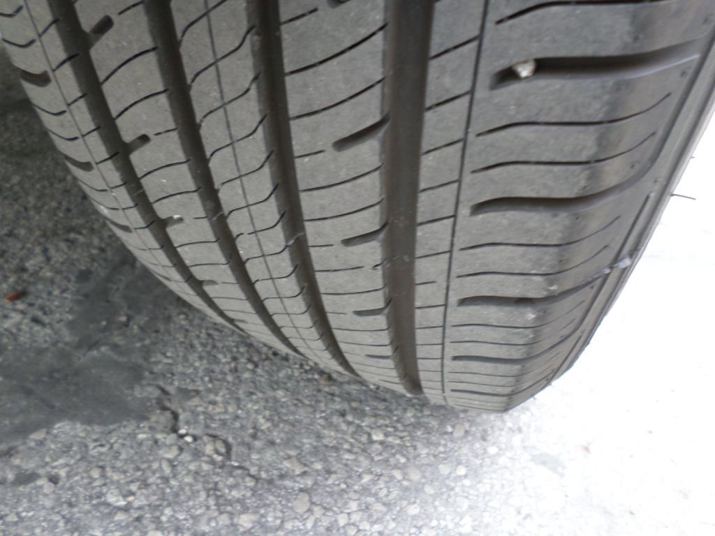 Used 2013 Chevrolet Cruze LS image 18