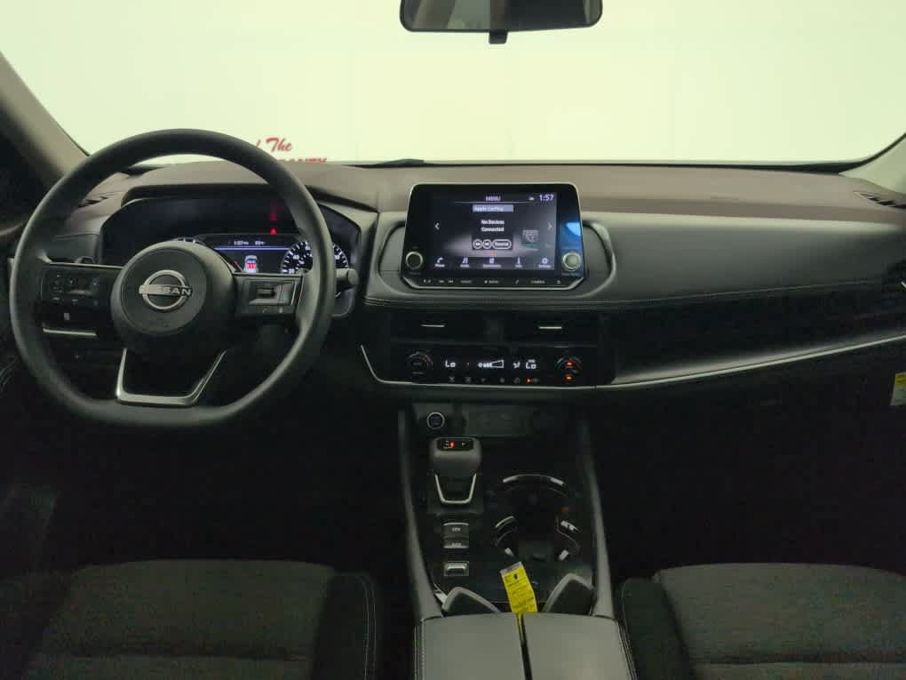 Used 2023 Nissan Rogue SV FWD image 17