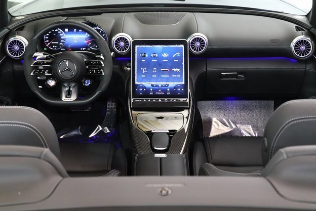 Used 2022 Mercedes-Benz SL 63 AMG 4MATIC image 24