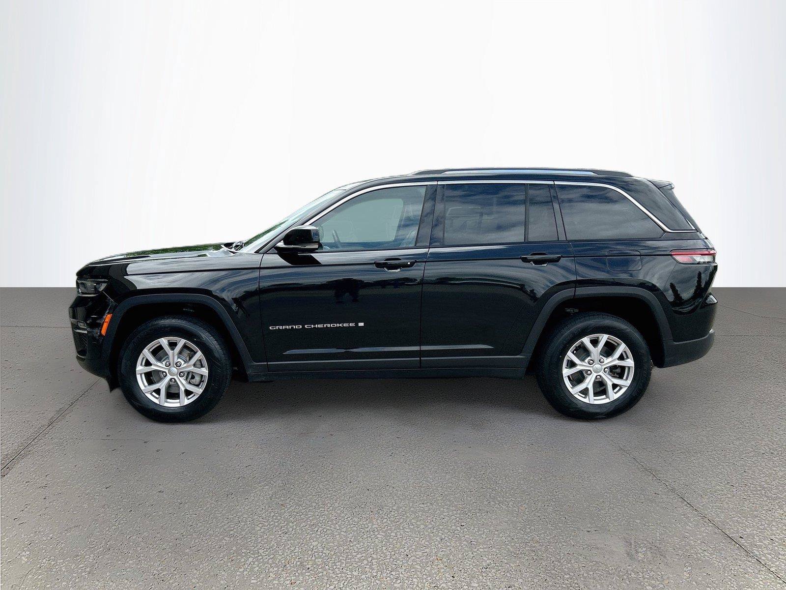 Used 2022 Jeep Grand Cherokee Limited AWD/4WD image 7