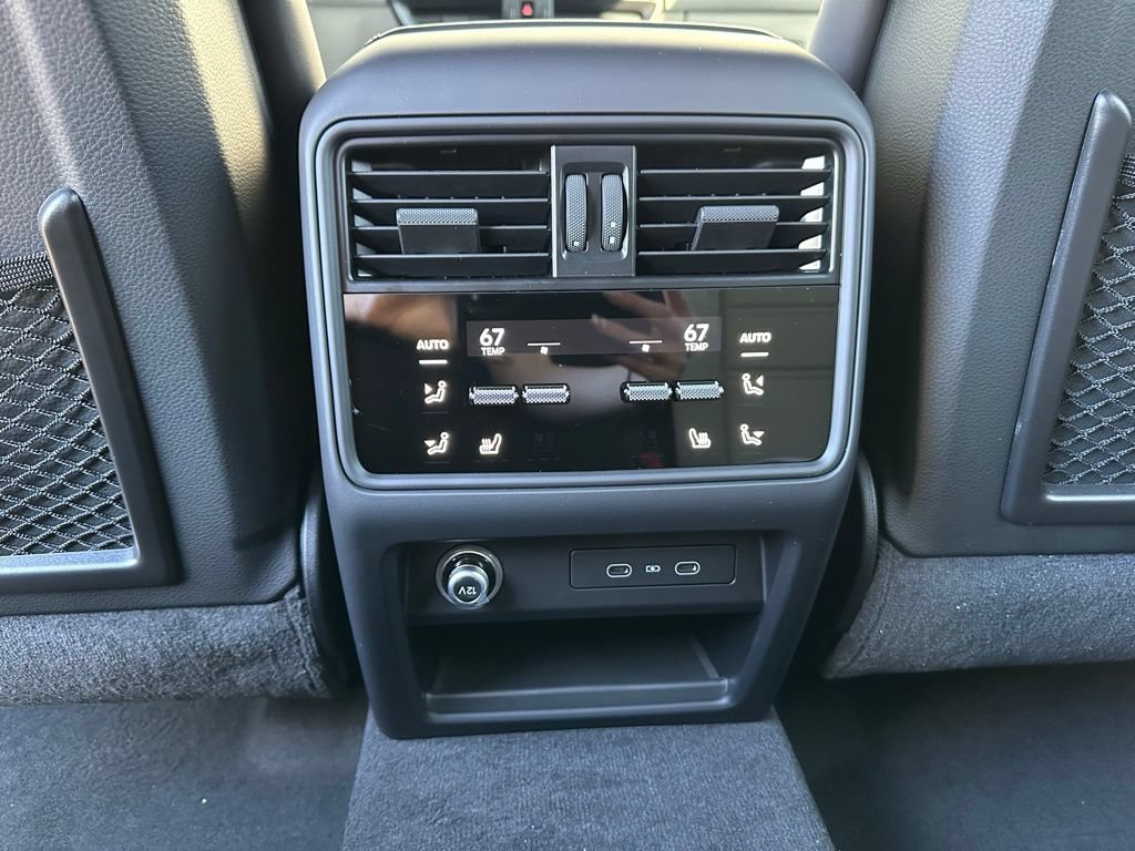 Used 2026 Porsche Cayenne S AWD/4WD image 37