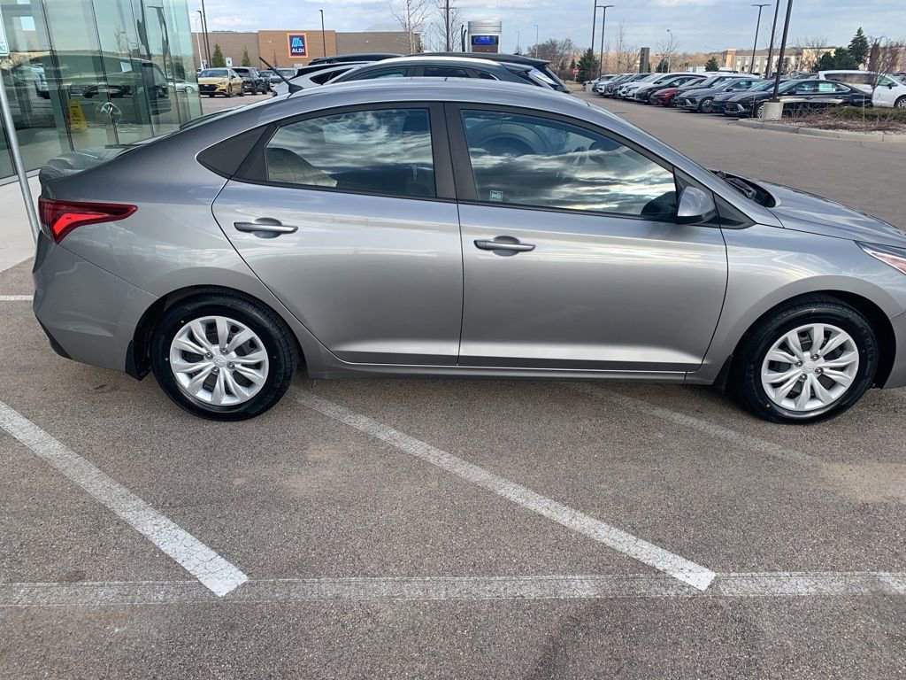 Used 2021 Hyundai Accent SE image 6