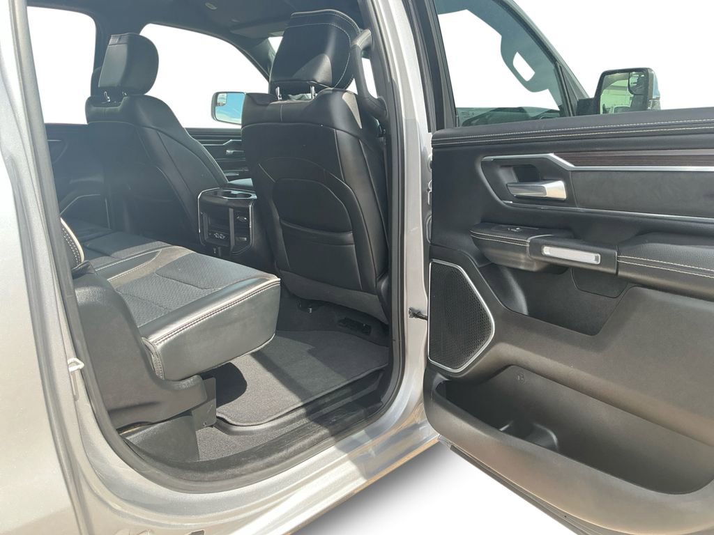 Used 2025 RAM 1500 Laramie image 21