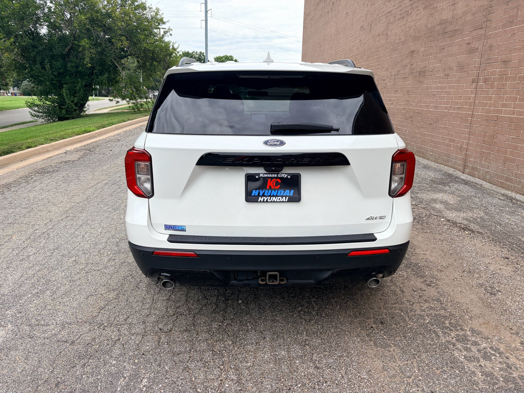 Used 2023 Ford Explorer ST-Line w/ Class IV Trailer Tow Package AWD/4WD image 4