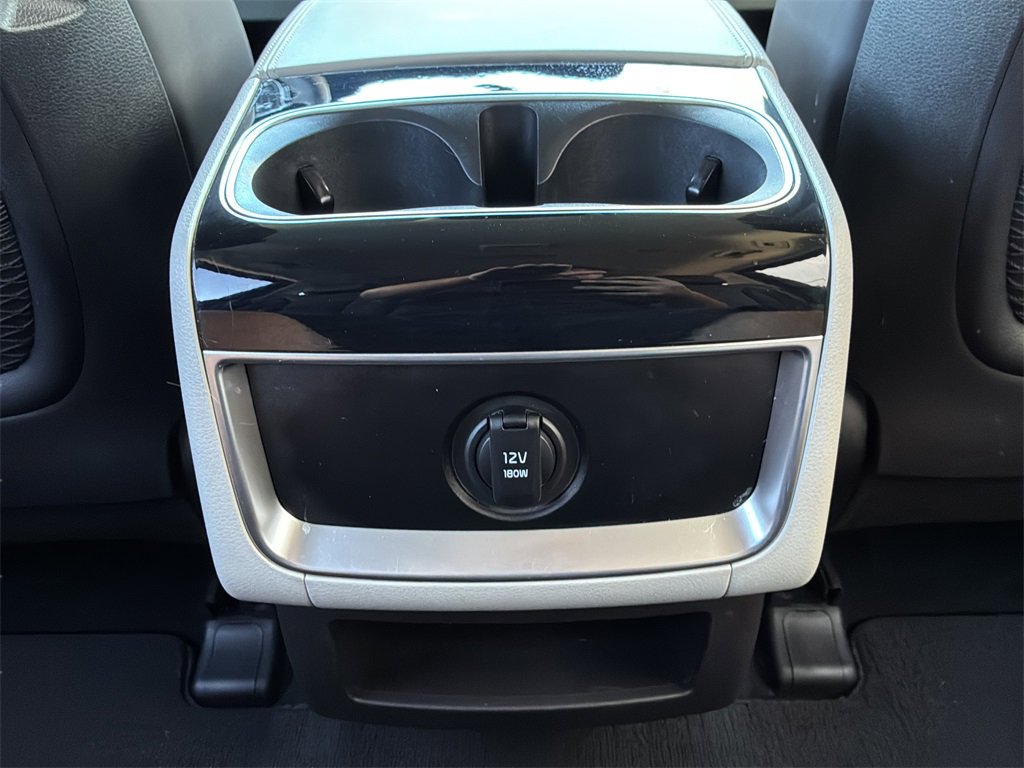 Certified 2024 Kia Carnival EX image 17