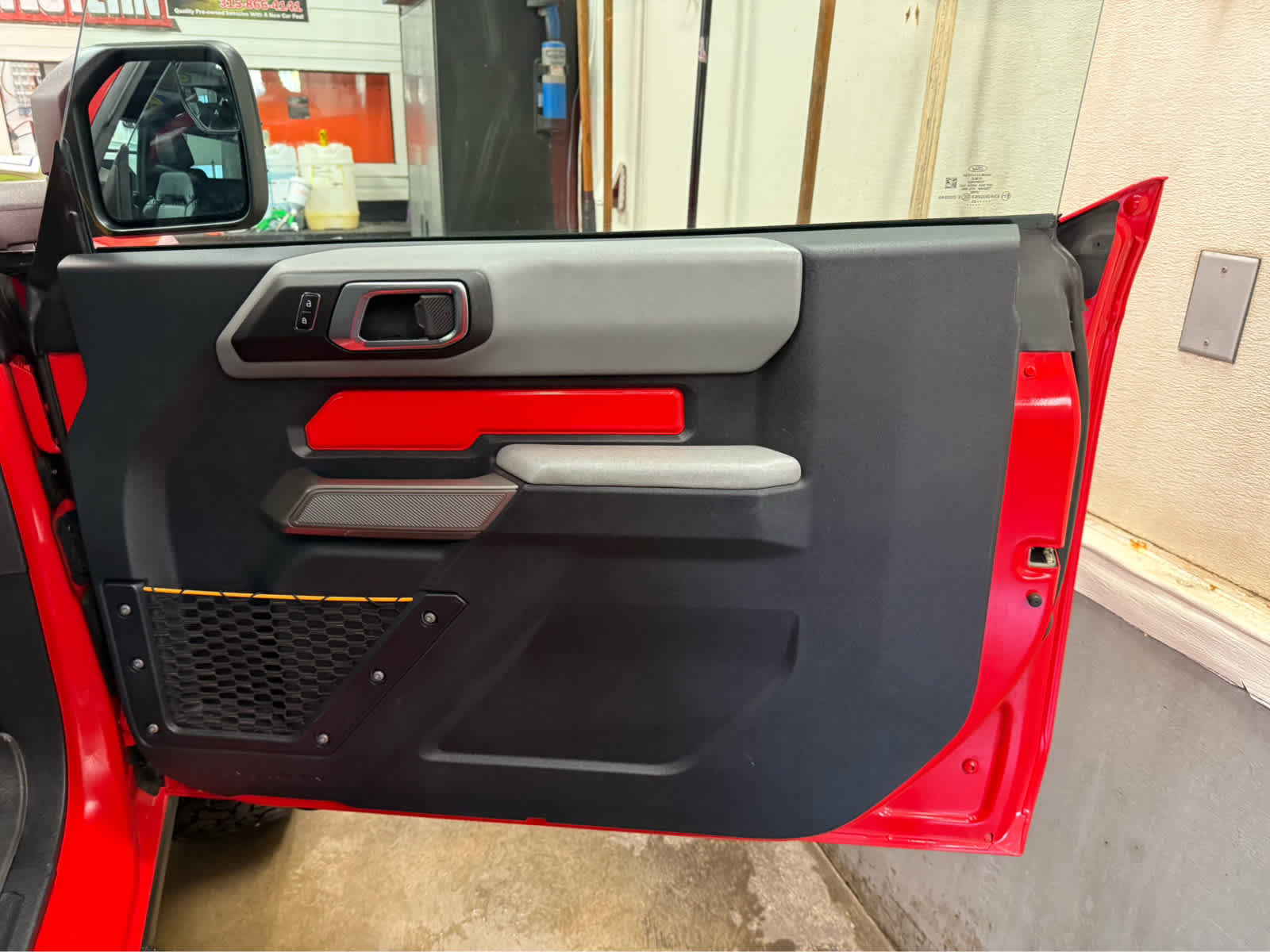 Used 2023 Ford Bronco Badlands AWD/4WD image 13