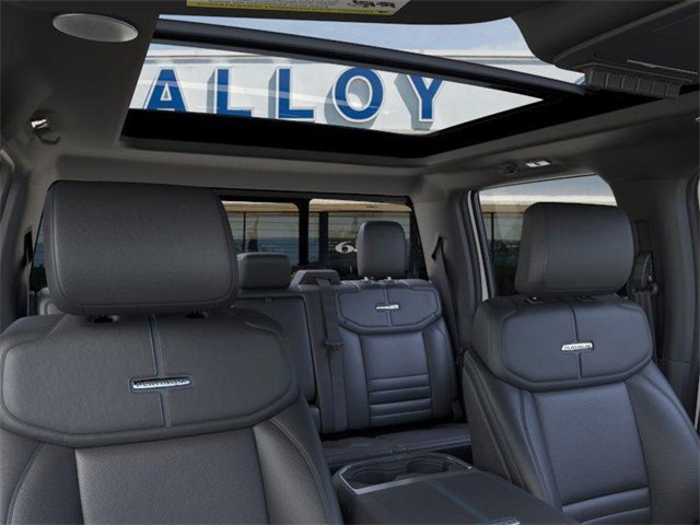 New 2025 Ford F350 Platinum w/ FX4 Off-Road Package image 22
