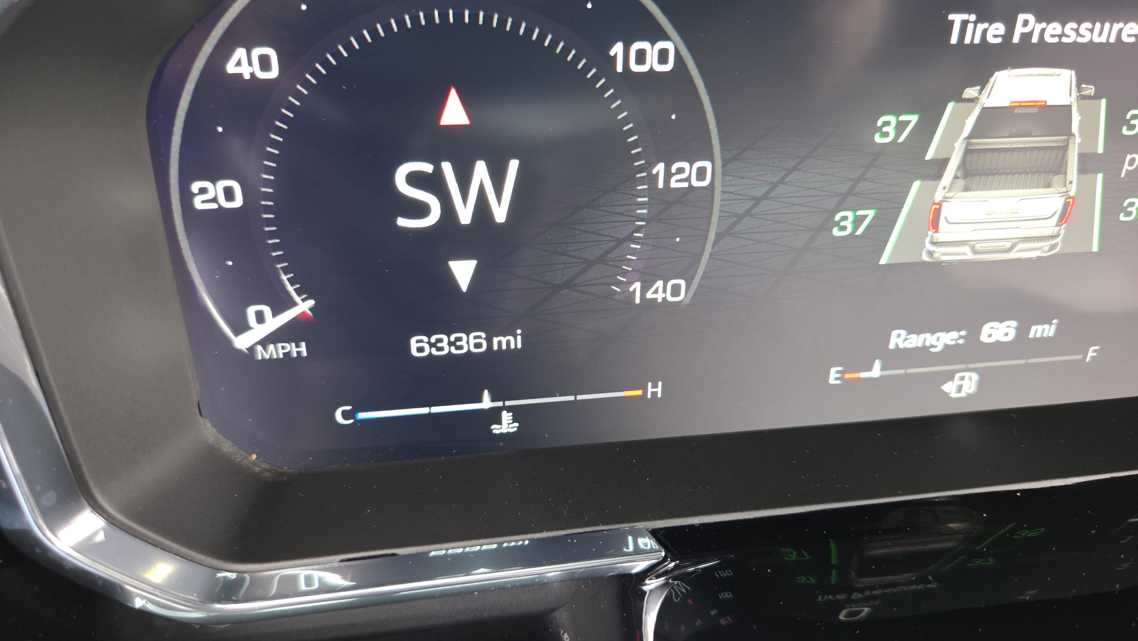 Used 2026 GMC Sierra 1500 SLT w/ SLT Premium Plus Package AWD/4WD image 33