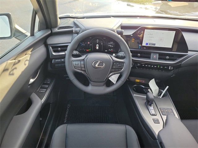 New 2025 Lexus UX 300h AWD image 10