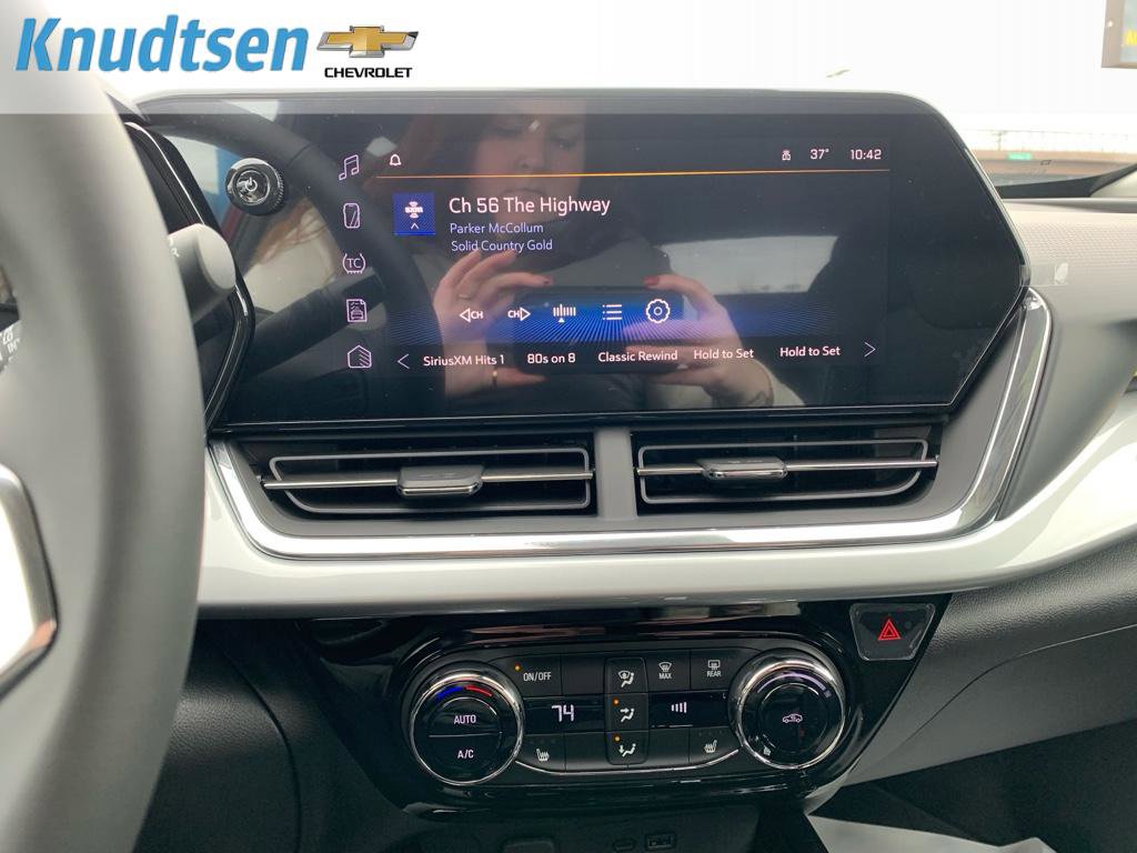 New 2026 Chevrolet Trax LT w/ Driver Confidence Package image 23