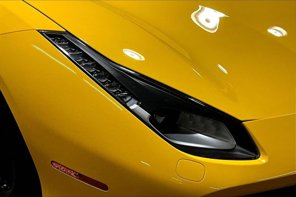 Used 2018 Ferrari 488 Spider RWD image 26