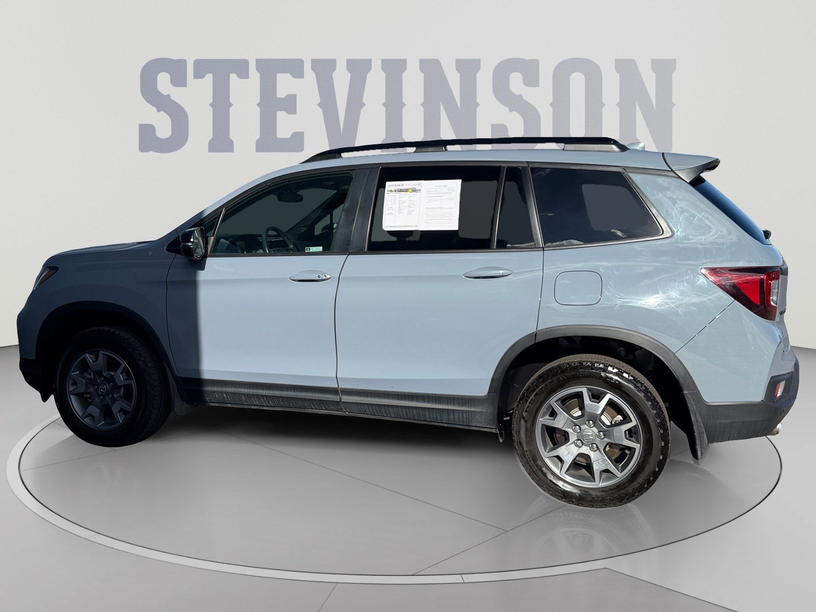 Used 2023 Honda Passport TrailSport image 2