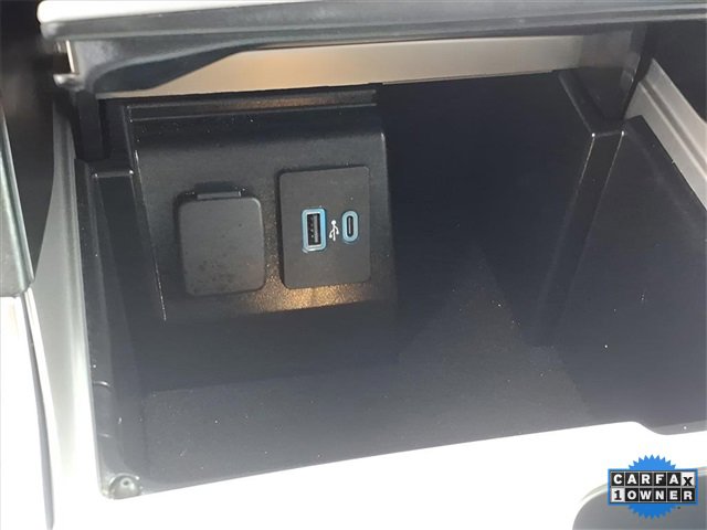 Used 2023 Ford Explorer Limited image 13