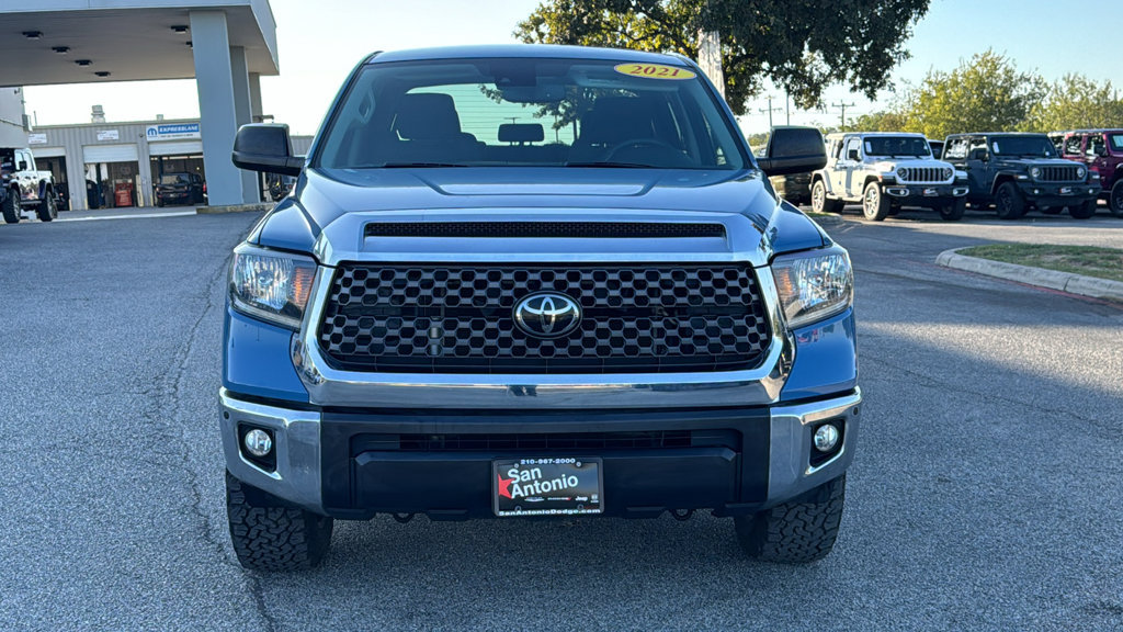 Used 2021 Toyota Tundra SR5 RWD image 2