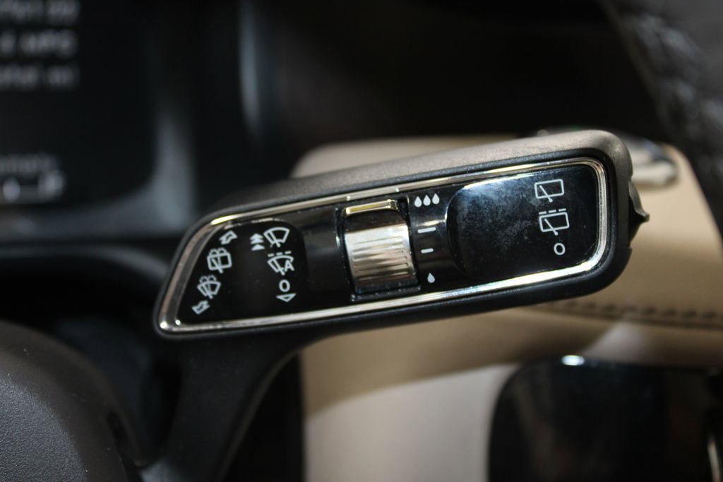 Used 2023 Lincoln Aviator Reserve w/ Equipment Group 201A image 43