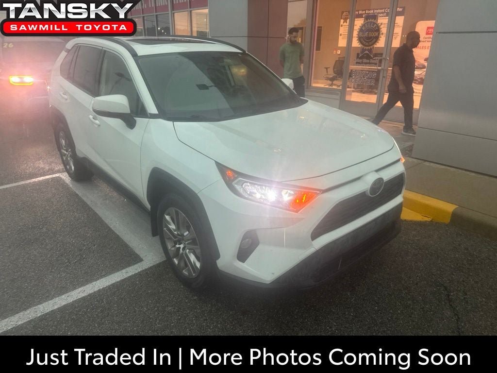 Used 2019 Toyota RAV4 XLE Premium w/ Cold Weather Package AWD/4WD video 1