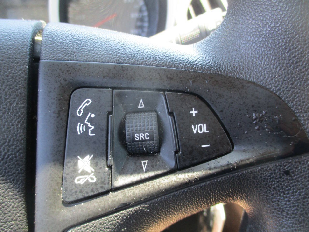 Used 2012 Chevrolet Equinox LS AWD/4WD image 18
