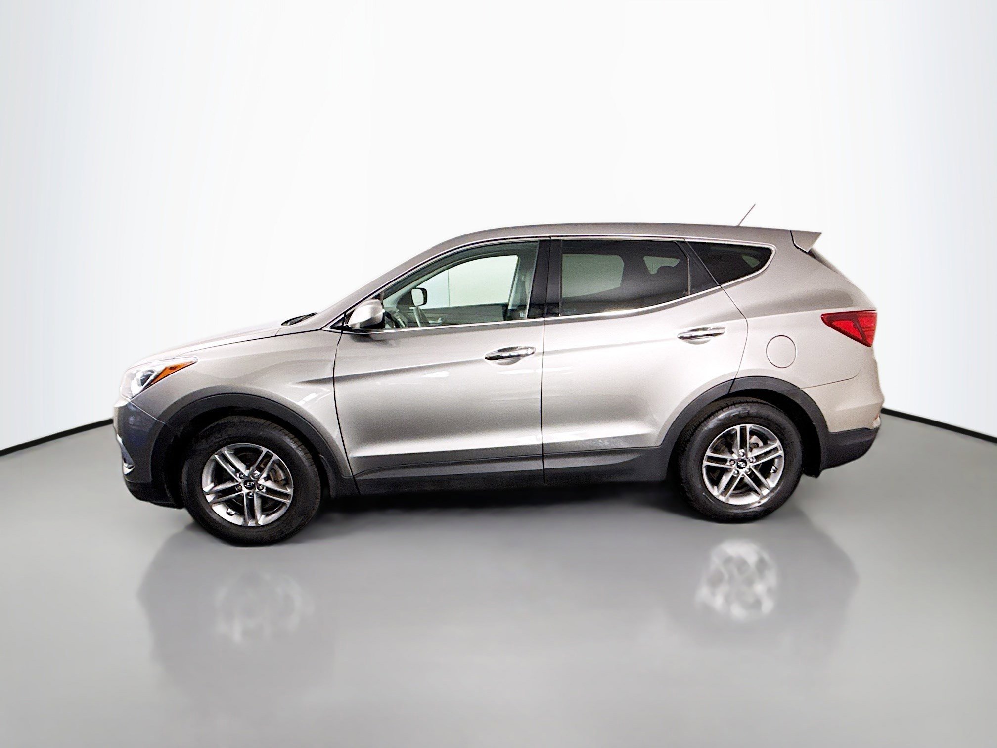 Used 2018 Hyundai Santa Fe Sport image 6