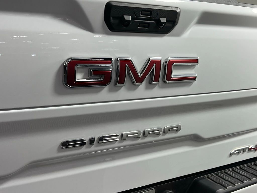 Used 2025 GMC Sierra 1500 AT4 image 14