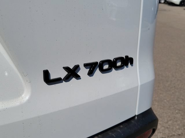 New 2026 Lexus LX 700h F Sport AWD/4WD image 6