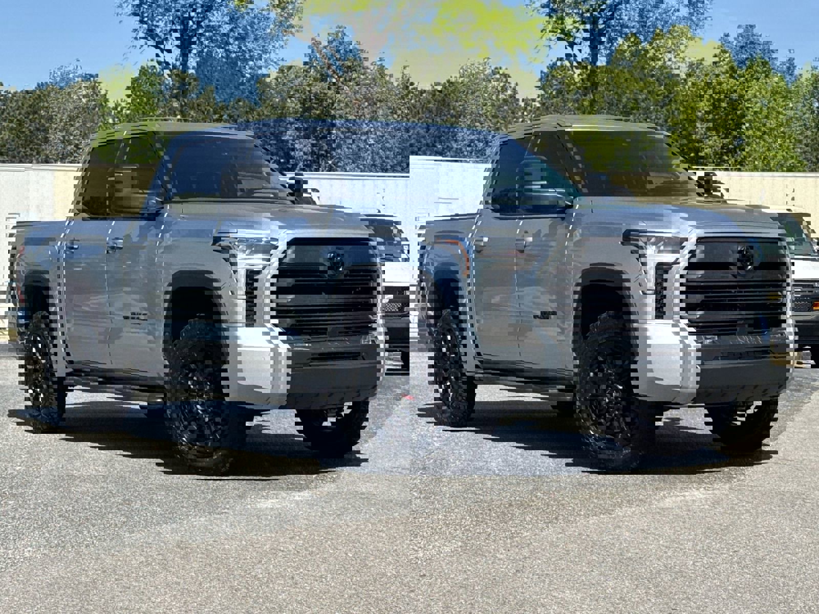 Used 2024 Toyota Tundra SR5 w/ SR5 Premium Package image 2