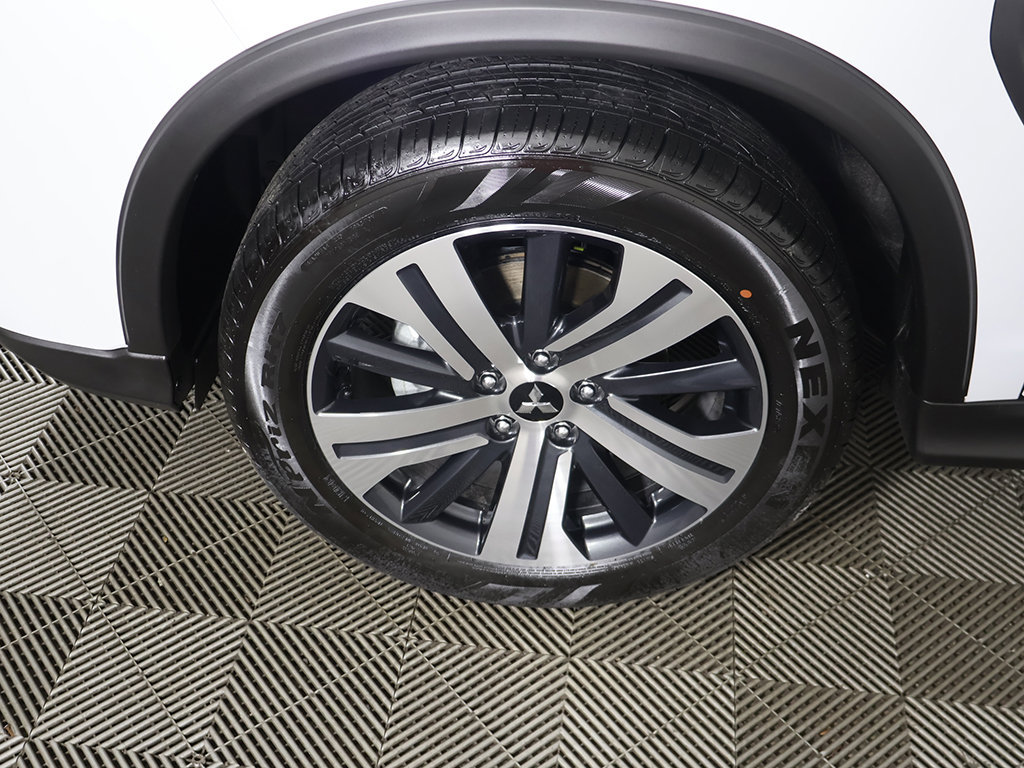 New 2027 Mitsubishi Outlander Sport ES AWD/4WD image 14