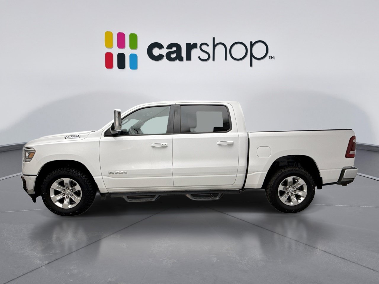 Used 2023 RAM 1500 Laramie AWD/4WD image 2