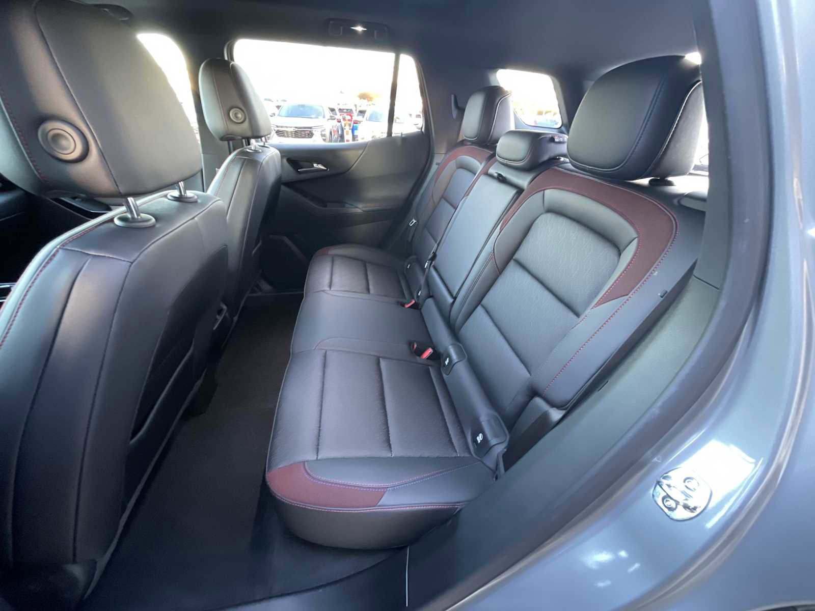 Used 2025 Chevrolet Equinox RS w/ Safety and Technology Package image 26