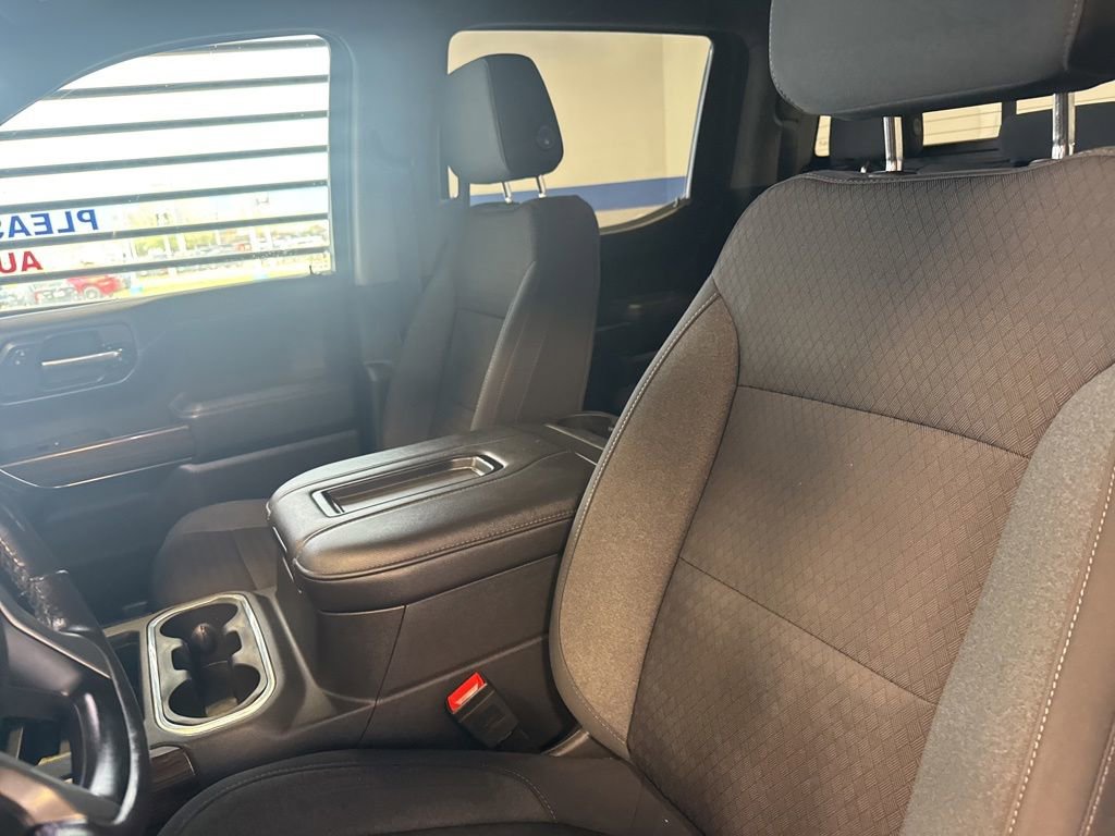Used 2020 Chevrolet Silverado 1500 RST w/ All-Star Edition AWD/4WD image 24