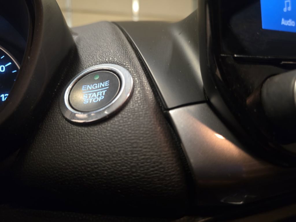 Used 2021 Ford EcoSport SES AWD/4WD image 13