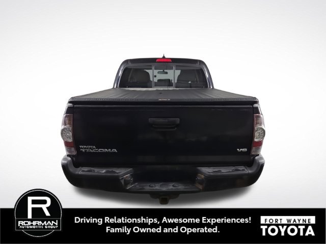 Used 2014 Toyota Tacoma 4x4 Double Cab w/ TRD Sport Package image 9