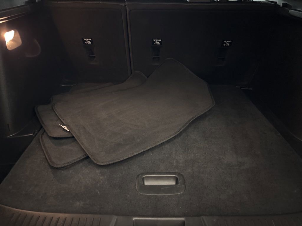 Used 2025 Chevrolet Trax LT w/ LT Convenience Package image 9