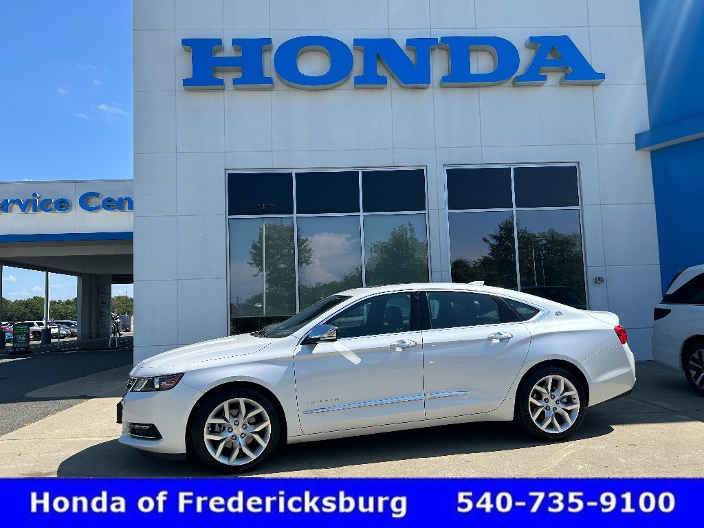 Used 2018 Chevrolet Impala Premier w/ Premier Convenience Package FWD image 1