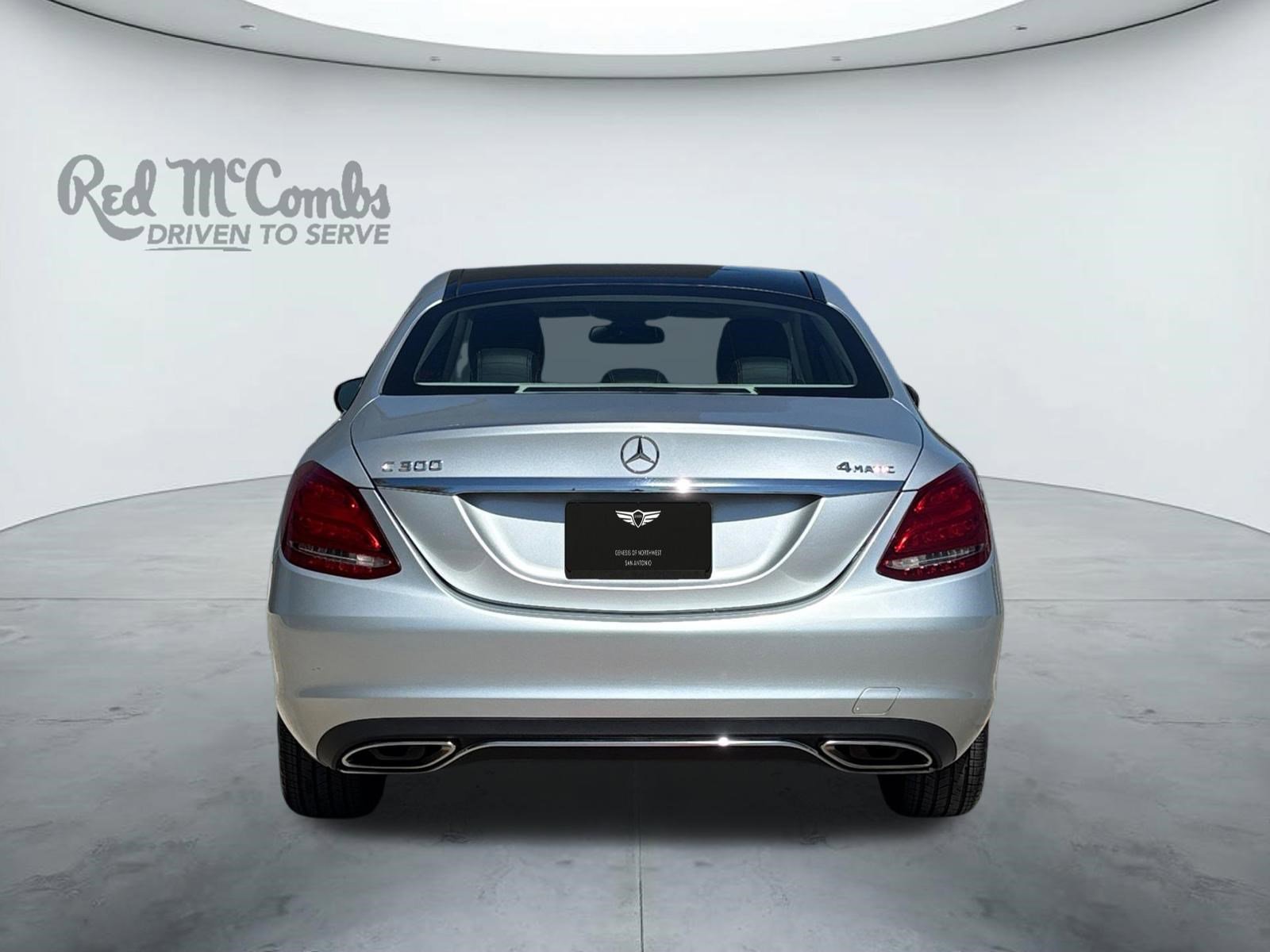 Used 2015 Mercedes-Benz C 300 4MATIC Sedan image 3