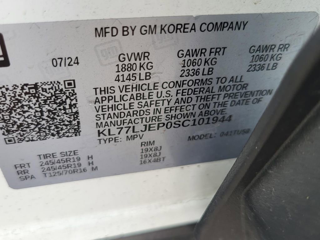 Used 2025 Chevrolet Trax RS image 34