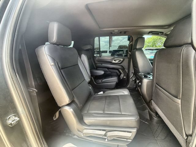 Certified 2024 Chevrolet Suburban Z71 w/ Luxury Package AWD/4WD image 26