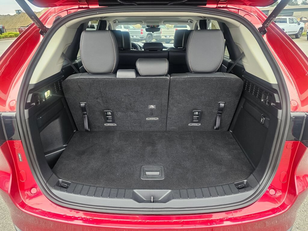 Certified 2024 MAZDA CX-90 Plug-In Hybrid w/ Preferred AWD/4WD image 26