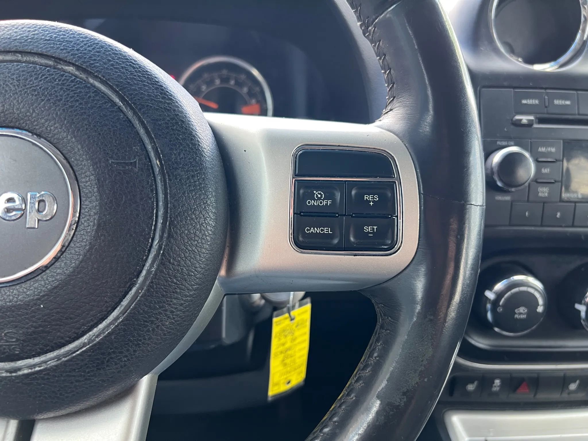 Used 2016 Jeep Compass Latitude image 21