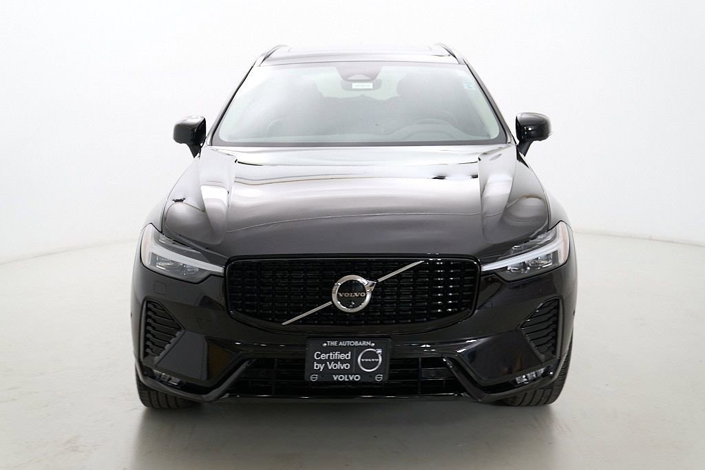 Certified 2025 Volvo XC60 B5 Plus w/ Climate Package AWD/4WD image 5