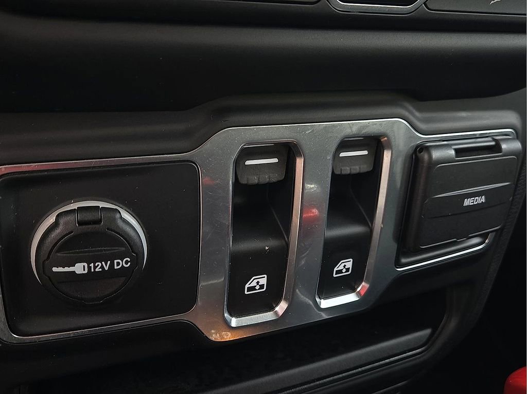 Used 2021 Jeep Wrangler Sport S image 15