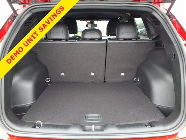 New 2026 Jeep Compass Latitude image 18