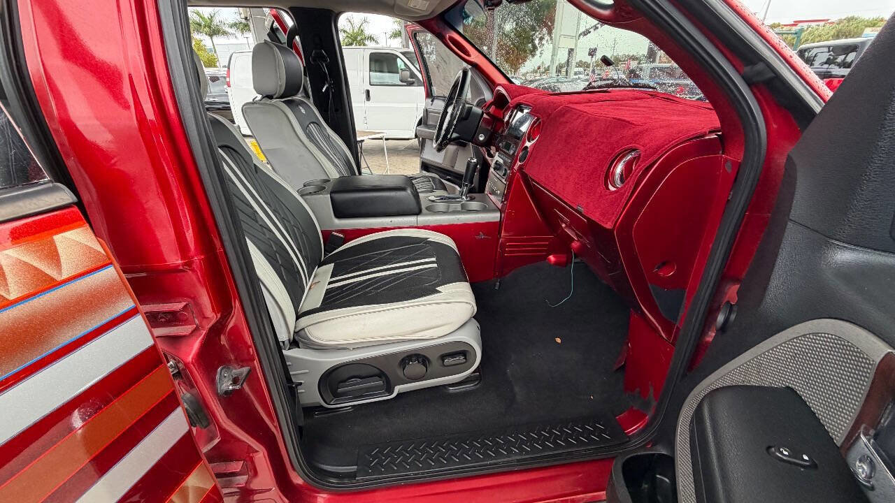 Used 2006 Lincoln Mark LT 4x4 image 9